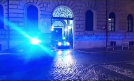 Blitz Polizia a Roma contro le truffe agli anziani, undici ordinanze