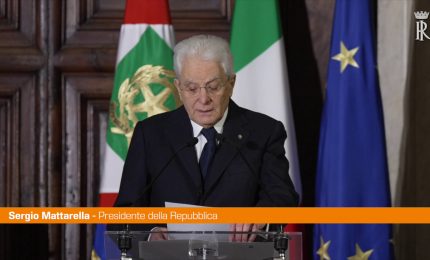 Intelligenza Artificiale, Mattarella "Valutare effetti sul lavoro"