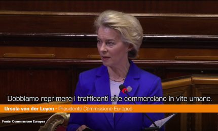 Von der Leyen "Unire forze contro trafficanti di esseri umani"