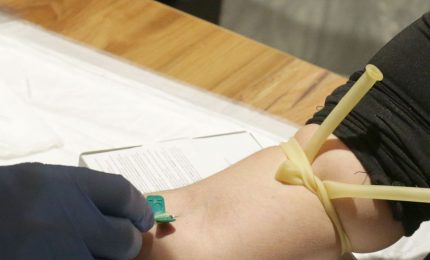 Test e vaccinazioni per prevenire malattie sessualmente trasmissibili