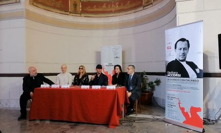 Stefano Accorsi al teatro Politeama di Palermo con “Giocando con Orlando”