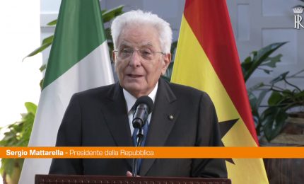 Migranti, Mattarella "Fenomeno da gestire globalmente"