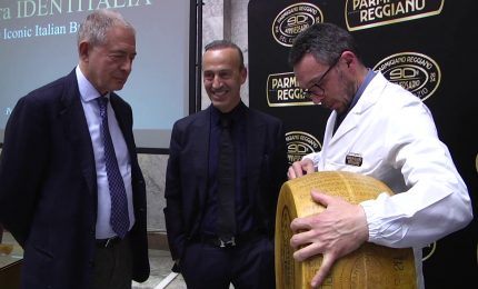 Il Consorzio del Parmigiano Reggiano celebra i 90 anni al Mimit