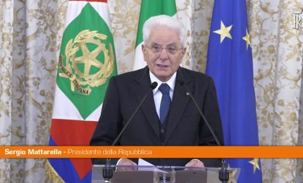 Mattarella "La politica può arginare i conflitti"