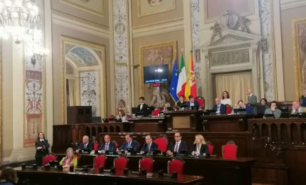 Regione, i nuovi assessori Barbagallo e Savarino giurano all’Ars