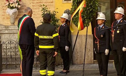 Vigile del fuoco morto per spegnere un incendio, ricordato a Palermo