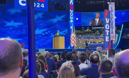 "Yes, she can", gli Obama lanciano Kamala Harris