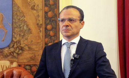 Sindaco di Taormina “No allo sciacallaggio mediatico per qualche like”