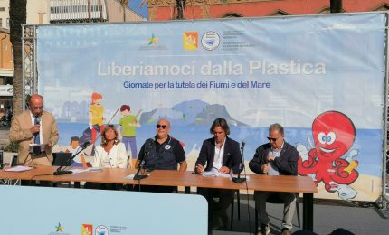 Al via da Palermo la campagna “Liberiamoci dalla plastica”