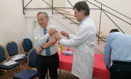 I medici di Palermo si vaccinano e aprono la campagna antinfluenza