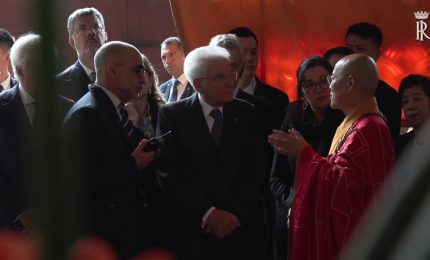 Cina, Mattarella in visita al tempio di Lingyin