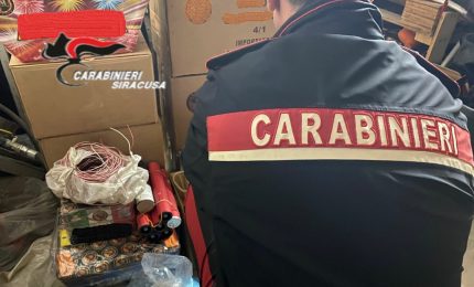 Sequestrati 35 chili di fuochi d’artificio a Siracusa, arrestato 43enne