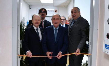 Schifani inaugura sala operatoria ibrida al Maria Eleonora Hospital