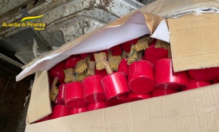 Sequestrate 2 tonnellate di fuochi d'artificio nel Napoletano